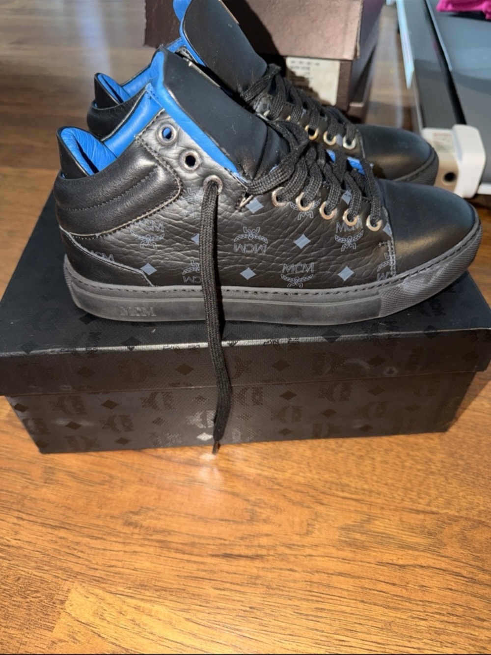 Authentic MCM Black Leather High-Top Sneakers with Blue Interior size 37